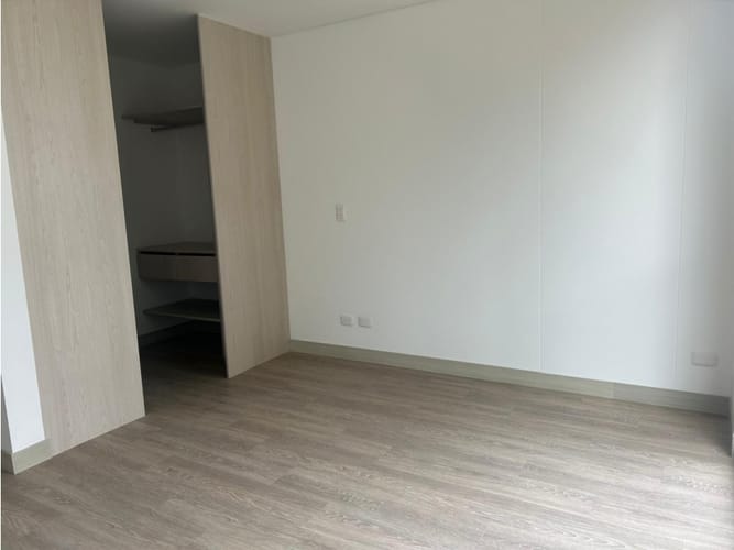 Apartaestudio en venta en Quinta Paredes, Bogotá, 43 m² · foto 10 de 18