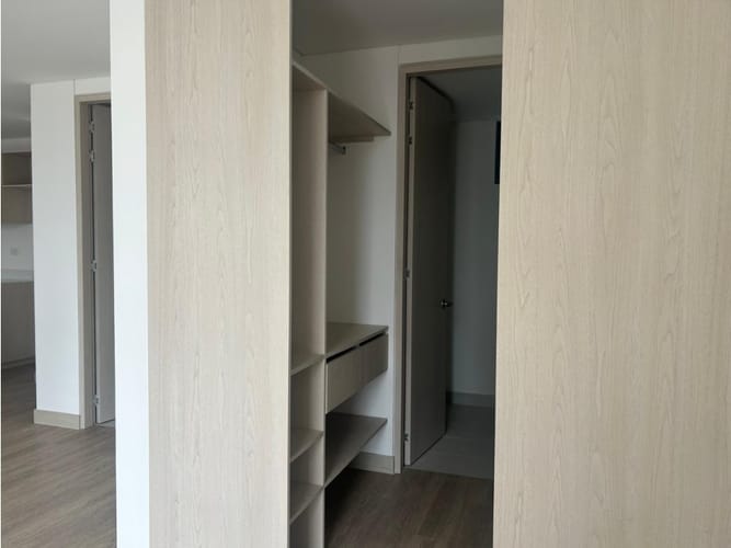 Apartaestudio en venta en Quinta Paredes, Bogotá, 43 m² · foto 16 de 18