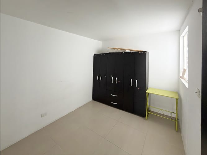 Apartaestudio en venta en La Flora, Cali, 72 m² · foto 4 de 9