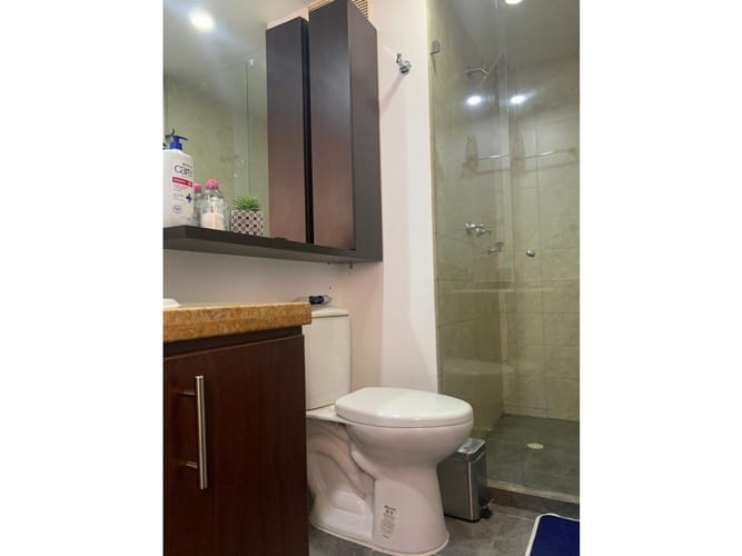 Apartamento de 3 alcobas en venta en Pinar De Suba, Bogotá, 110 m² · foto 8 de 8