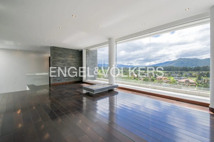 Casa de 4 alcobas en venta en Aposentos, Sopó, 980 m² · foto 4 de 20