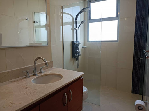 Apartamento en arriendo en Loma De Los Gonzalez, Medellín · foto 12 de 24