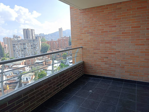 Apartamento en arriendo en Loma De Los Gonzalez, Medellín · foto 20 de 24