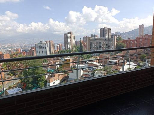 Apartamento en arriendo en Loma De Los Gonzalez, Medellín · foto 22 de 24