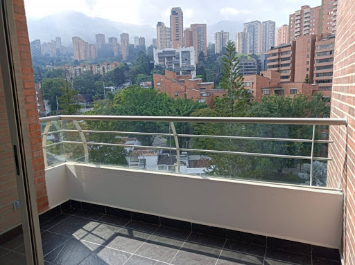 Apartamento en arriendo en Loma De Los Gonzalez, Medellín · foto 23 de 24
