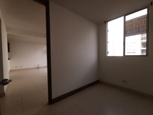 Apartamento de 2 alcobas en venta en Acopi, Yumbo, 58 m² · foto 12 de 19