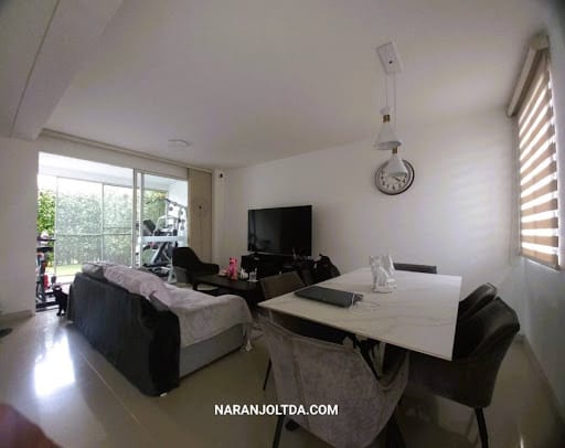 Casa de 4 alcobas en venta en El Castillo, Cali, 140 m² · foto 3 de 24