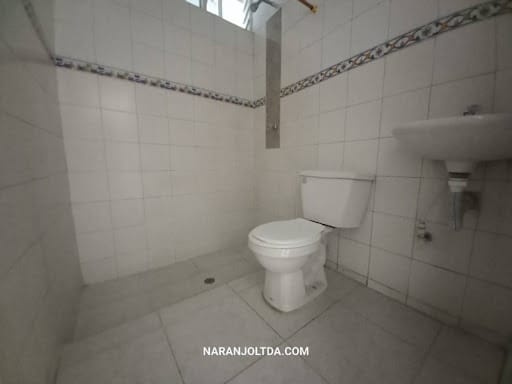 Casa de 8 alcobas en venta en Julio Rincon, Cali, 225 m² · foto 9 de 13