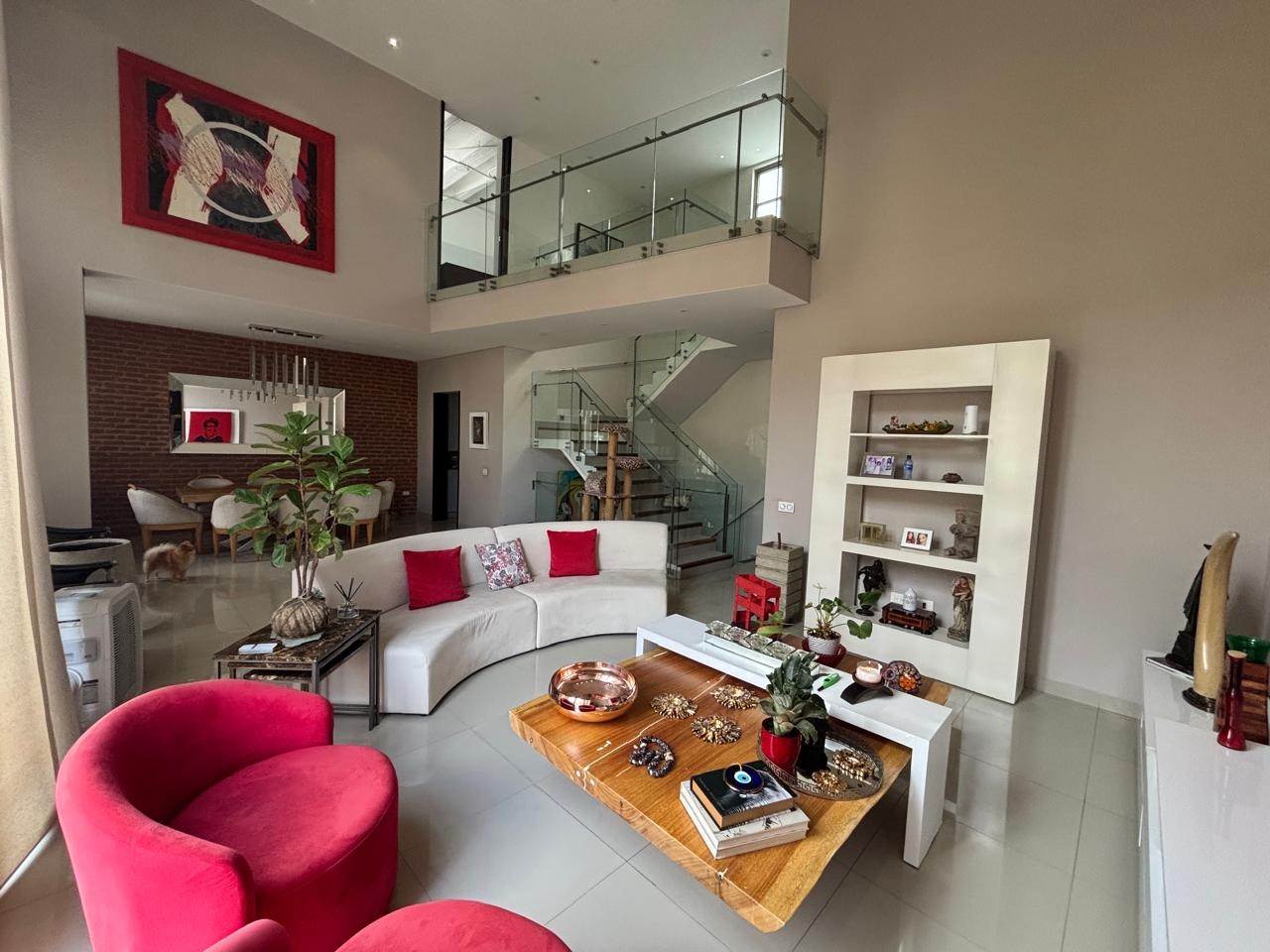 Casa de 5 habitaciones en venta en Aguacatal, Cali — imagen 1 de 29