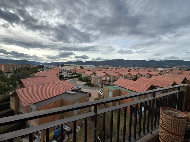 Apartamento de 3 alcobas en venta en Cr. Las Huertas De Cajica Iii, Cajicá, 85 m² · foto 4 de 16