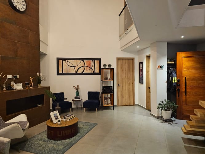 Casa de 3 alcobas en venta en El Carmin, Rionegro, 350 m² · foto 4 de 23