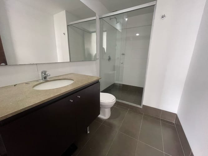 Apartamento de 2 alcobas en arriendo en Patio Bonito, Envigado, 92 m² · foto 10 de 15