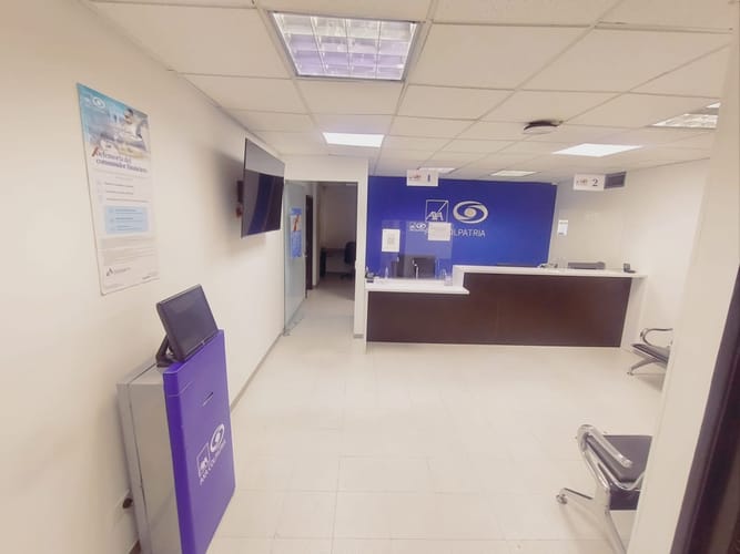 Oficina en arriendo en San Pedro, Cali, 295 m² · foto 2 de 24