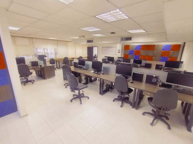 Oficina en arriendo en San Pedro, Cali, 295 m² · foto 24 de 24