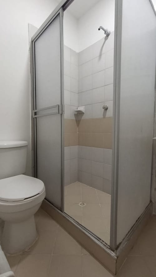 Apartamento de 3 alcobas en venta en Las Ferias, Ibagué, 54 m² · foto 11 de 15