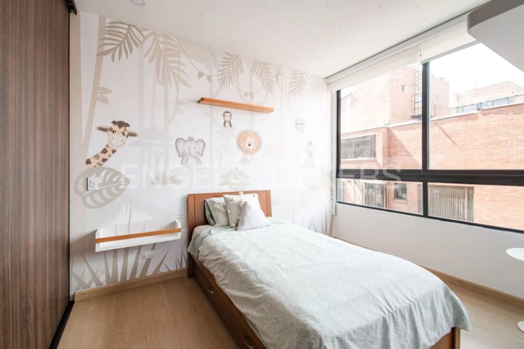 Apartamento de 3 alcobas en venta en La Carolina, Bogotá, 186 m² · foto 12 de 17