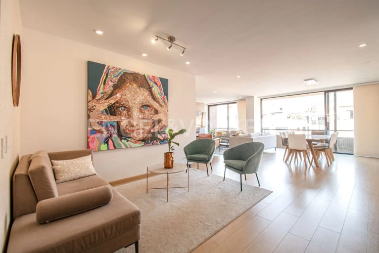 Apartamento de 3 alcobas en venta en La Carolina, Bogotá, 186 m² · foto 6 de 17