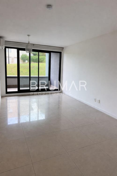 Alquiler anual 1 dormitorio excelente ubicación · Foto 2