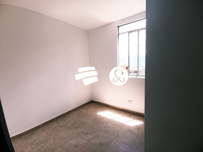 Apartamento de 3 alcobas en venta en San Miguel, Medellín, 57 m² · foto 9 de 13