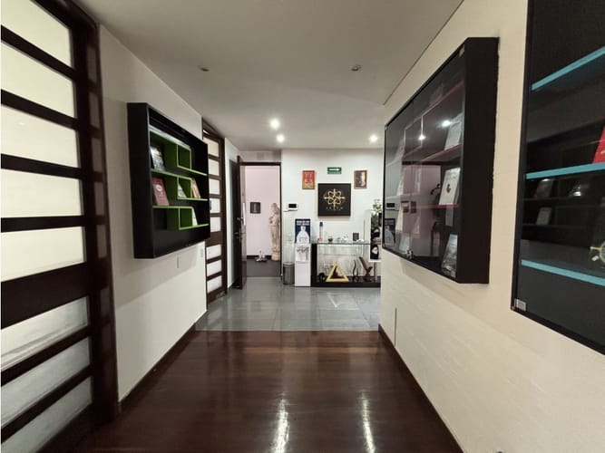 Apartamento de 3 alcobas en venta en San Patricio, Bogotá, 204 m² · foto 10 de 24