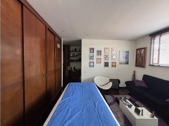 Apartamento de 3 alcobas en venta en San Patricio, Bogotá, 204 m² · foto 13 de 24