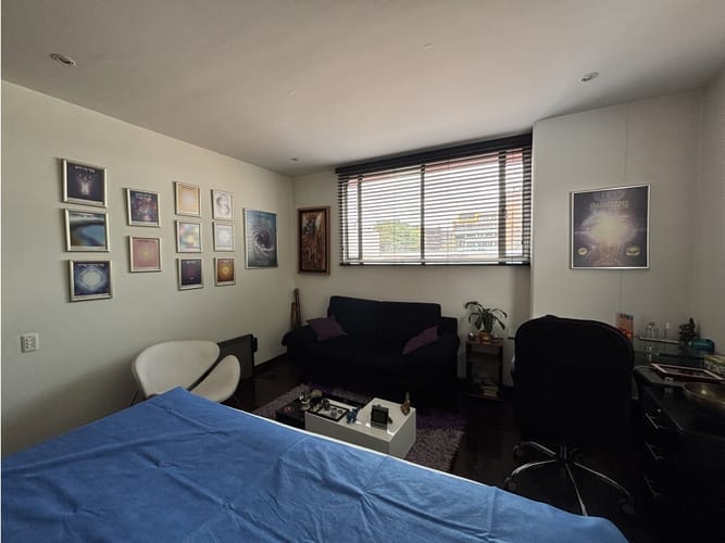 Apartamento de 3 alcobas en venta en San Patricio, Bogotá, 204 m² · foto 14 de 24