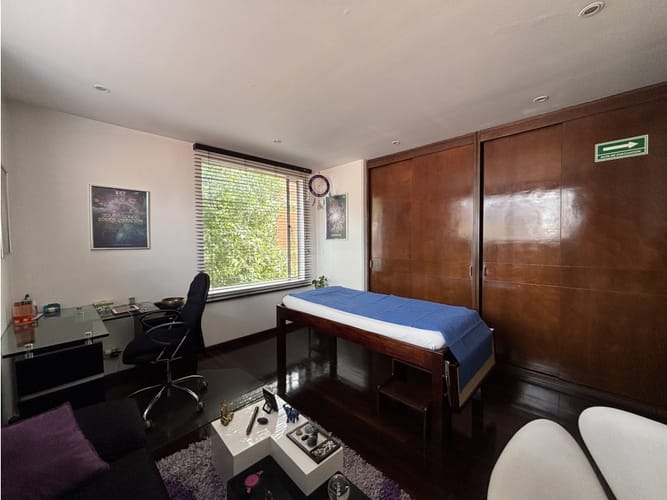 Apartamento de 3 alcobas en venta en San Patricio, Bogotá, 204 m² · foto 15 de 24