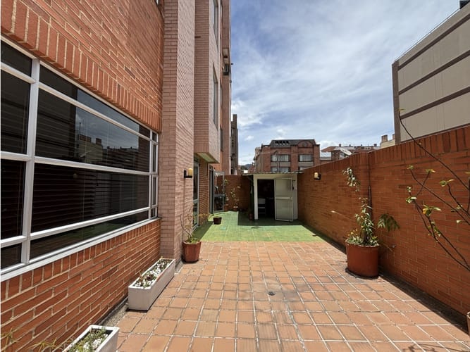Apartamento de 3 alcobas en venta en San Patricio, Bogotá, 204 m² · foto 18 de 24