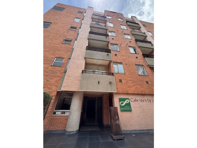 Apartamento de 3 alcobas en venta en San Patricio, Bogotá, 204 m² · foto 22 de 24