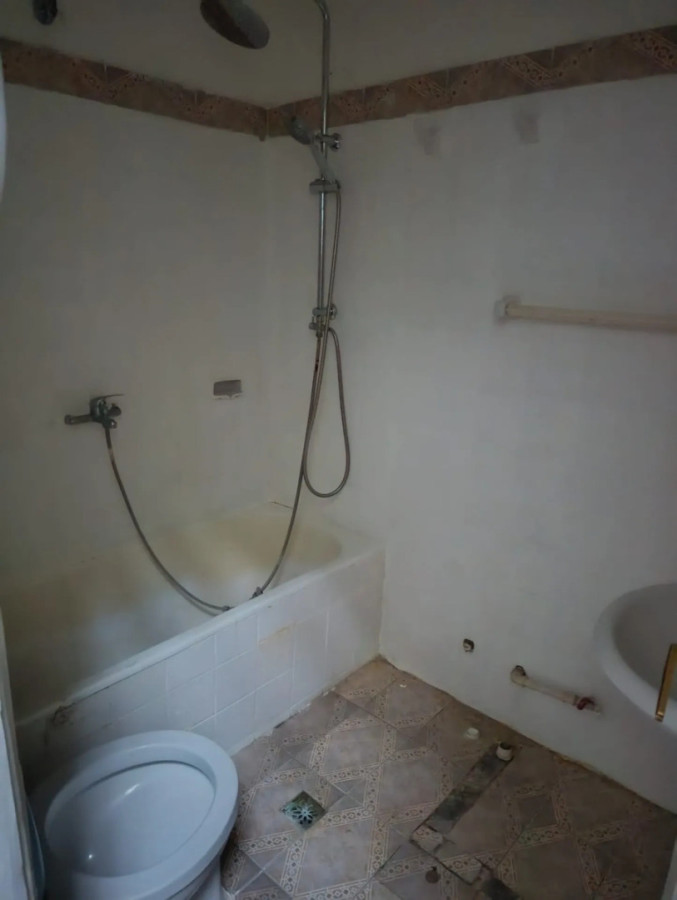 Alquiler Casa Al Frente De 1 Dormitorio Sin Gastos Comunes En Tres Cruces · Foto 9
