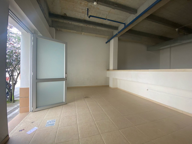 Local en arriendo en La Ceja, 76 m² · foto 2 de 8