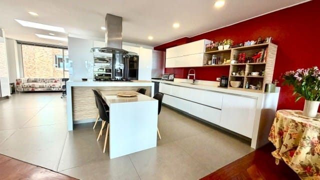 Apartamento de 4 alcobas en venta en Bosque Medina, Bogotá, 326 m² · foto 3 de 24