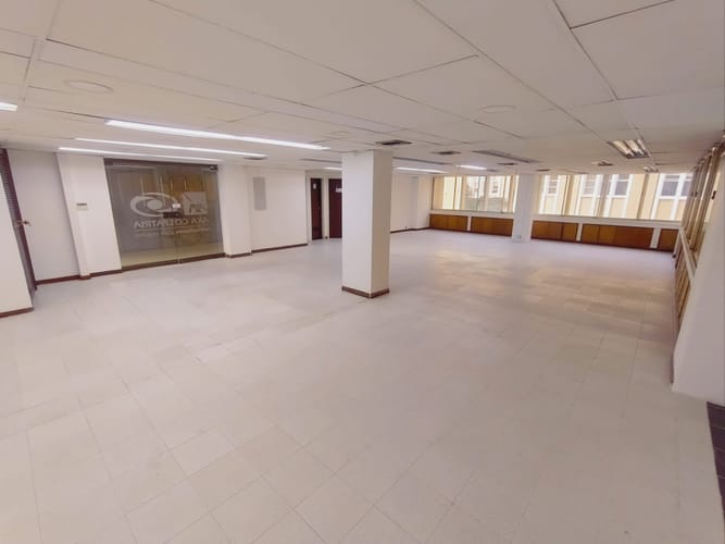 Oficina en arriendo en Centenario, Cali, 295 m² · foto 2 de 24