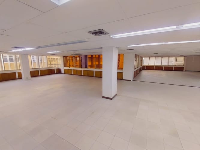 Oficina en arriendo en Centenario, Cali, 295 m² · foto 3 de 24