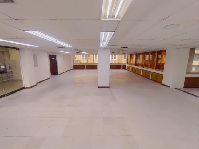 Oficina en arriendo en Centenario, Cali, 295 m² · foto 5 de 24