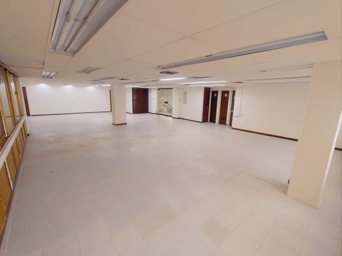 Oficina en arriendo en Centenario, Cali, 295 m² · foto 7 de 24