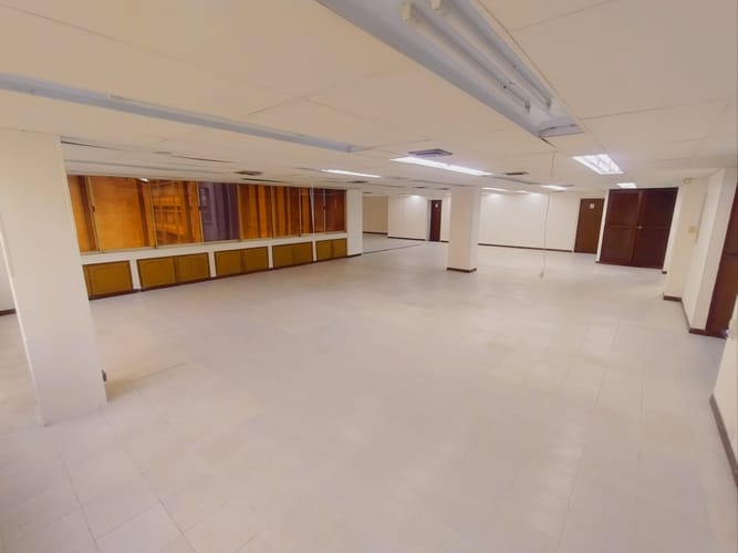 Oficina en arriendo en Centenario, Cali, 295 m² · foto 8 de 24
