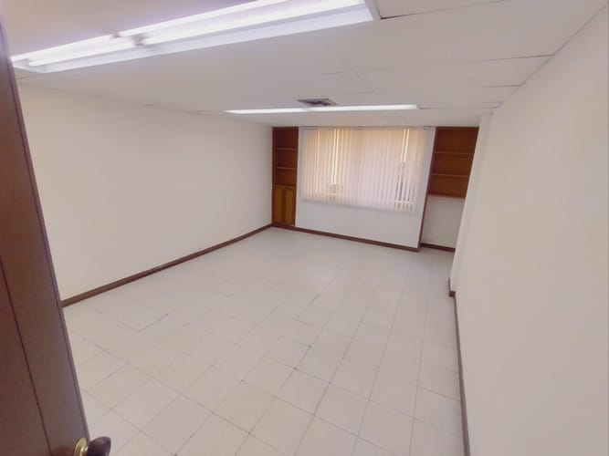 Oficina en arriendo en Centenario, Cali, 295 m² · foto 15 de 24