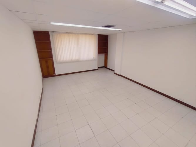 Oficina en arriendo en Centenario, Cali, 295 m² · foto 18 de 24