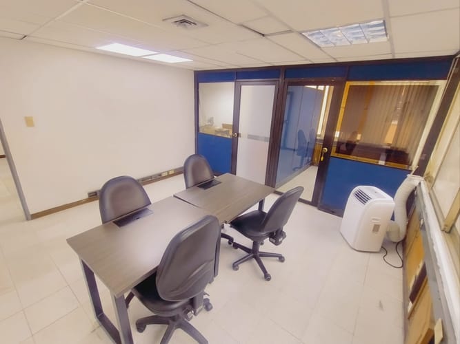 Oficina en arriendo en San Pedro, Cali, 295 m² · foto 8 de 24
