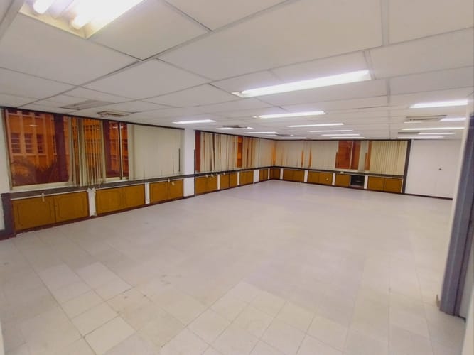 Oficina en arriendo en San Pedro, Cali, 295 m² · foto 17 de 24