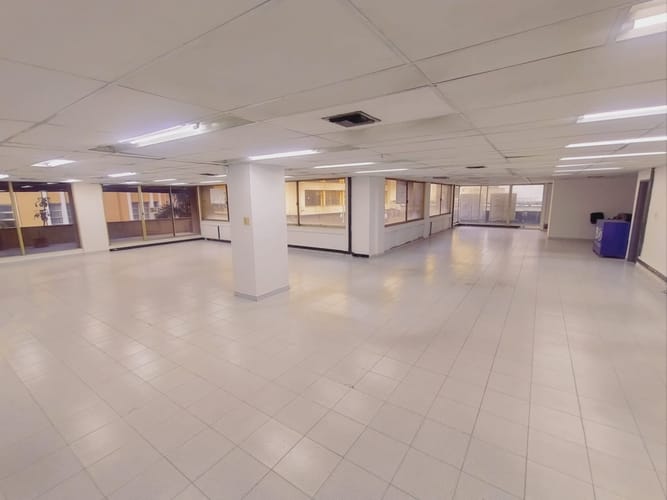 Oficina en arriendo en San Pedro, Cali, 330 m² · foto 4 de 24