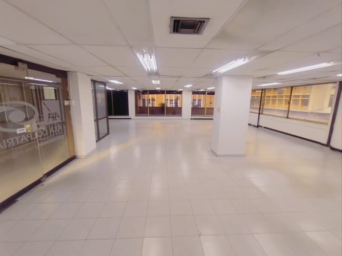 Oficina en arriendo en San Pedro, Cali, 330 m² · foto 5 de 24