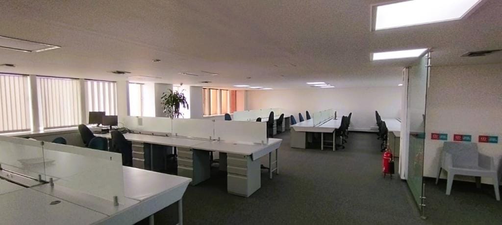 Oficina en venta en San Pedro, Cali, 460 m² · foto 4 de 12