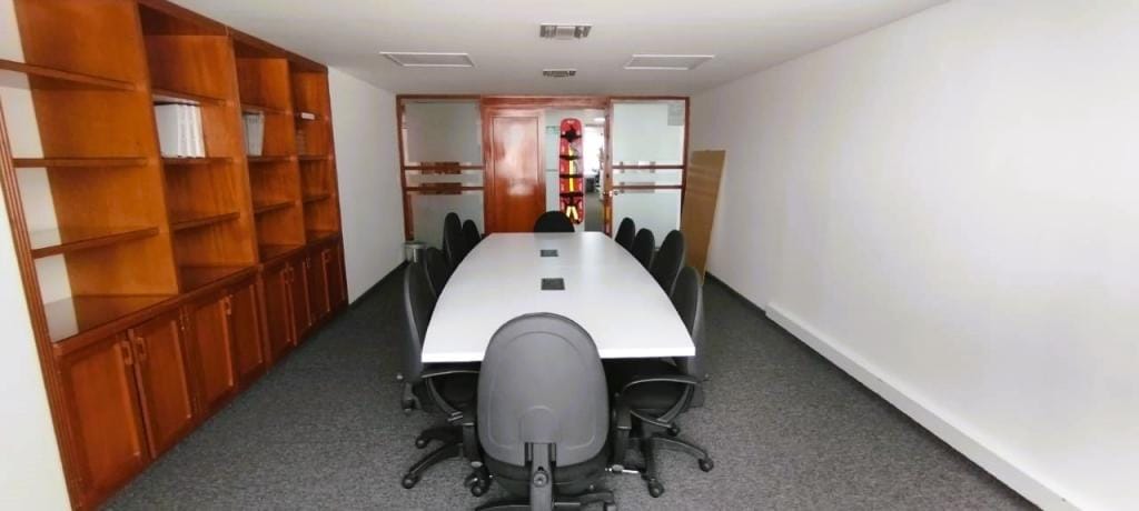 Oficina en venta en San Pedro, Cali, 460 m² · foto 5 de 12