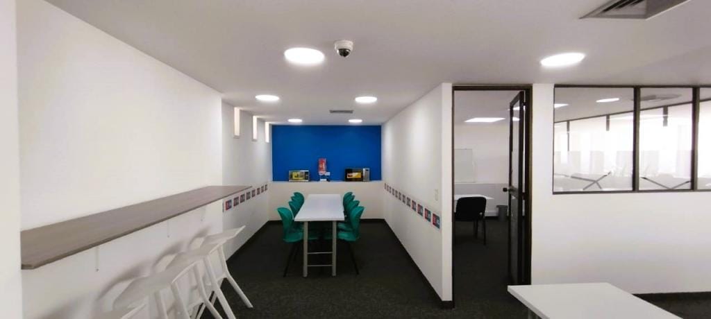 Oficina en venta en San Pedro, Cali, 460 m² · foto 6 de 12