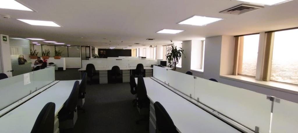 Oficina en venta en San Pedro, Cali, 460 m² · foto 7 de 12