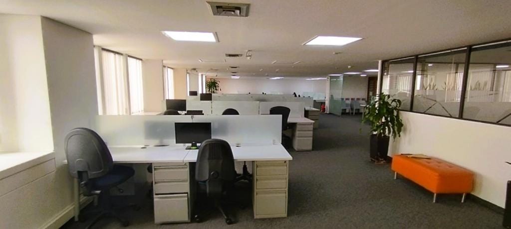Oficina en venta en San Pedro, Cali, 460 m² · foto 9 de 12