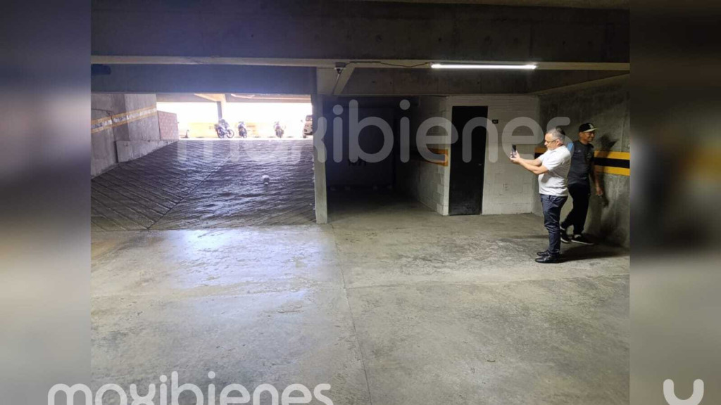 Apartamento en venta en La Navarra, Medellín · foto 4 de 10