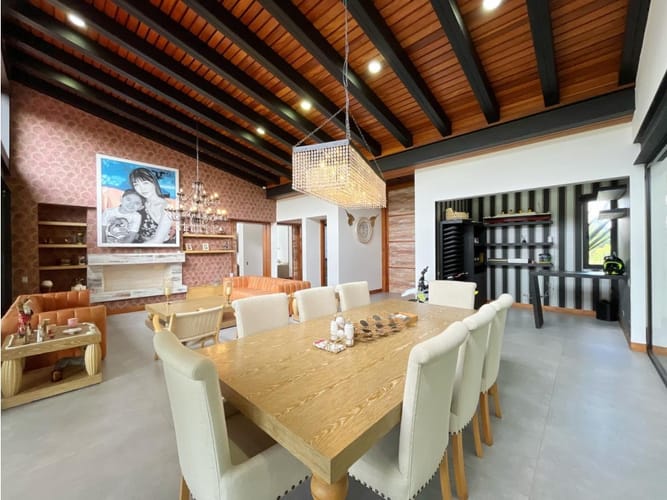 Casa de 3 alcobas en venta en Cabeceras De Llanogrande, Rionegro, 476 m² · foto 6 de 22